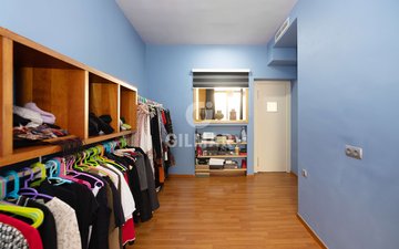 Property slide 35