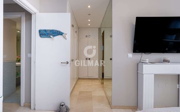 Property slide 20