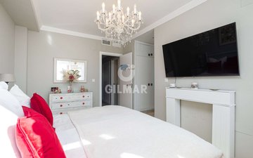 Property slide 19