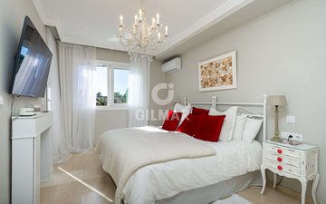 Property slide 18