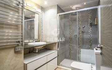 Property slide 24