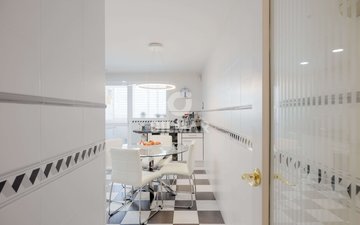 Property slide 21