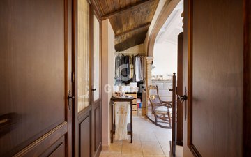 Property slide 21