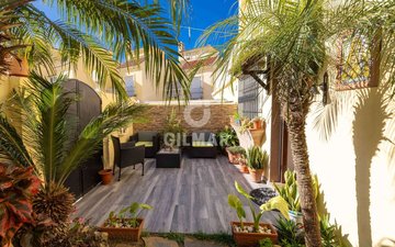 Property slide 31