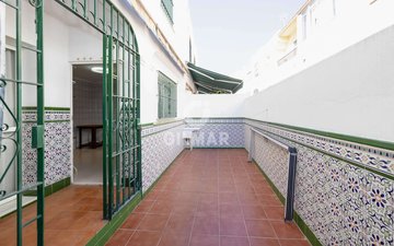 Property slide 9
