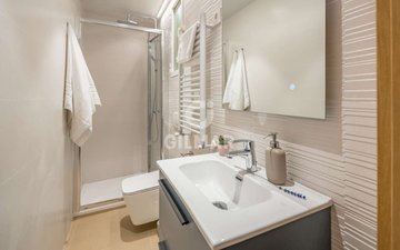 Property slide 22