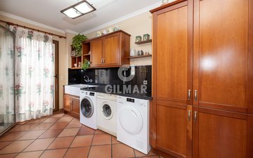 Property slide 33
