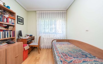 Property slide 22