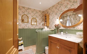 Property slide 50