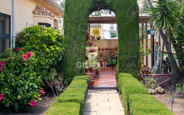Property slide 40