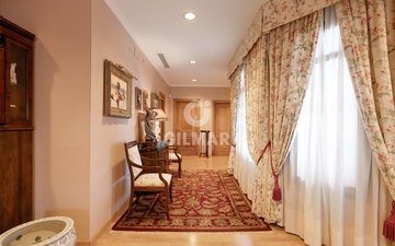 Property slide 25