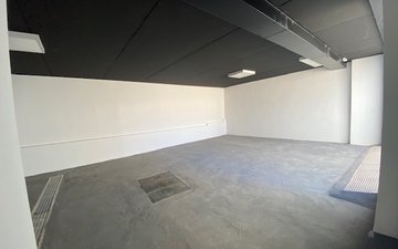 Property slide 32