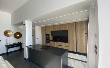 Property slide 17