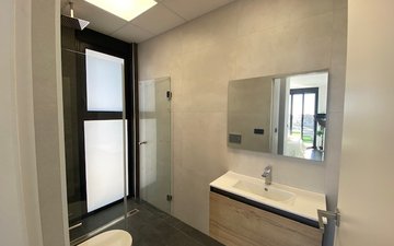 Property slide 10
