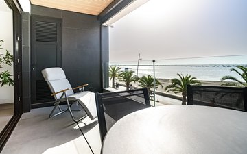 Property slide 22