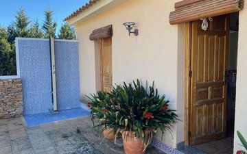 Property slide 48