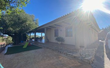 Property slide 42