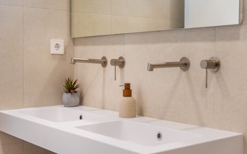 Property slide 25