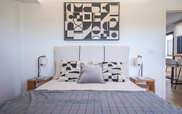 Property slide 32