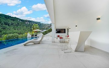 Property slide 4