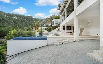 Property slide 8