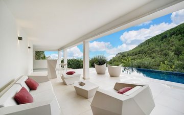 Property slide 7