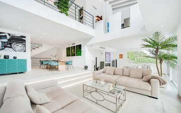 Property slide 10