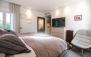 Property slide 47
