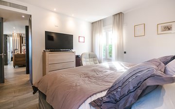 Property slide 46
