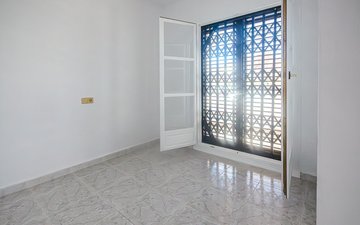 Property slide 17