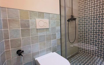 Property slide 10
