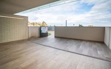 Property slide 19