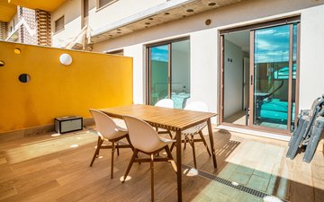 Property slide 20
