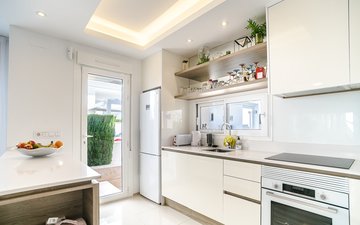Property slide 10