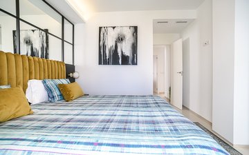 Property slide 20