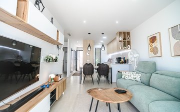 Property slide 10