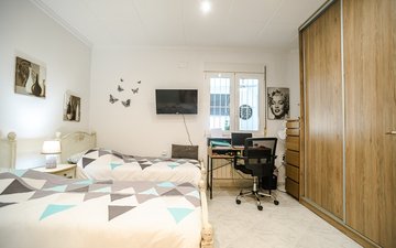 Property slide 16