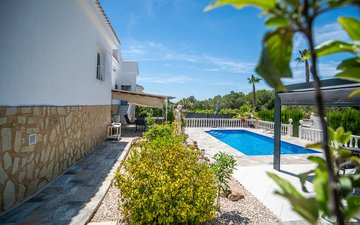 Property slide 49