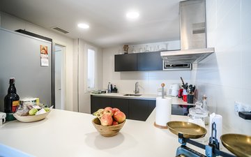 Property slide 10