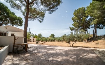 Property slide 21