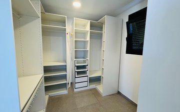 Property slide 28