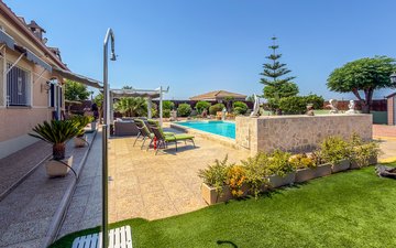 Property slide 41