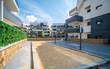 Property slide 22
