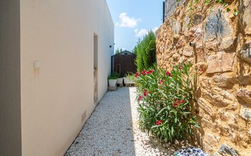 Property slide 37
