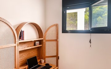Property slide 19