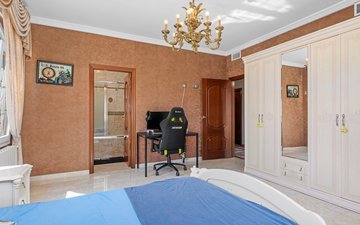 Property slide 36
