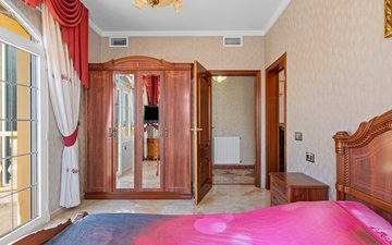 Property slide 40