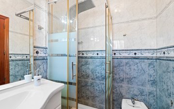 Property slide 44