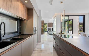 Property slide 48
