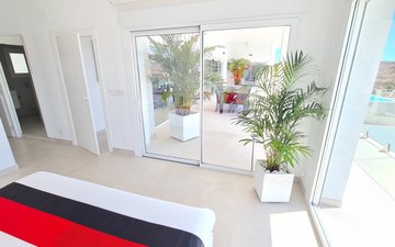 Property slide 22